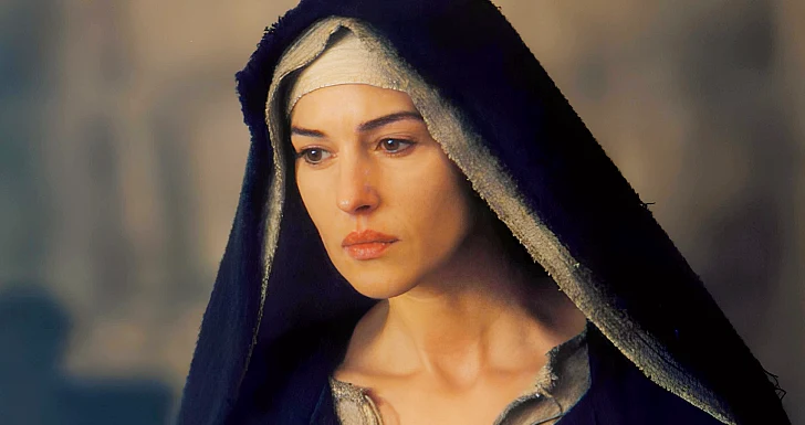 Monica Bellucci em A Paixão de Cristo (2004) Streaming Netflix
