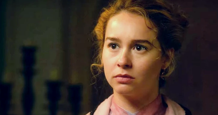 Paula Usero em The Lady's Companion