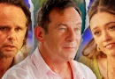 Jason Isaacs, Walton Goggins e Aimee Lou Wood em The White Lotus
