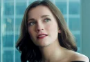 Charlotte Ritchie em YOU da netflix
