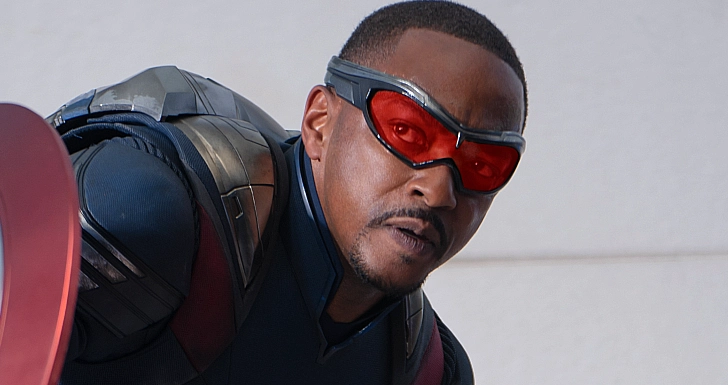 anthony mackie em capitão américa: admirável mundo novo disney+