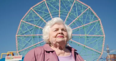 June Squibb em "Eleanor the Great".