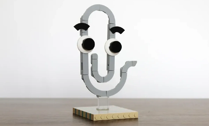LEGO Clippy
