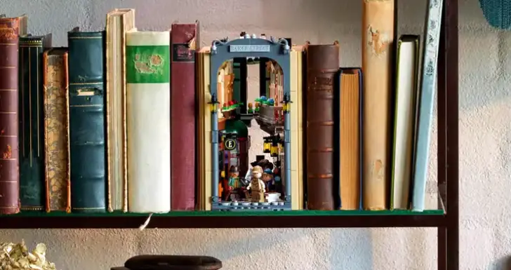LEGO sherlock holmes set