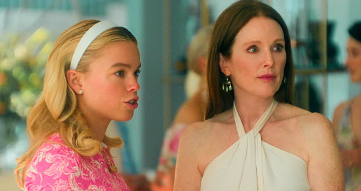 Milly Alcock e Julianne Moore em Sirens streaming na Netflix