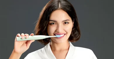 Esta escova de dentes inteligente está com mega desconto