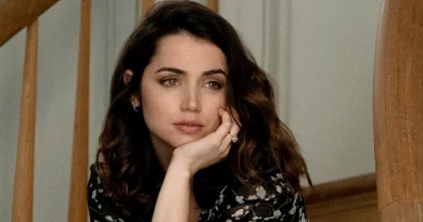 Ana de Armas (Águas Profundas)