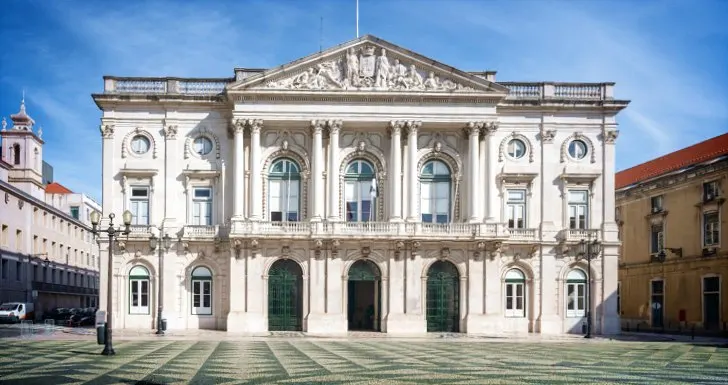 Câmara de Lisboa envolvida em polémica em plena crise estudantil