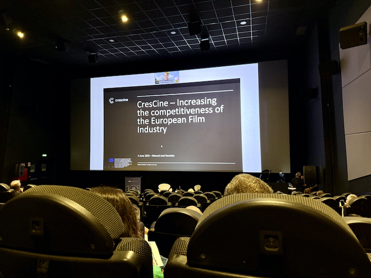 Crescine