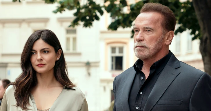 Arnold Schwarzenegger e Monica Barbaro