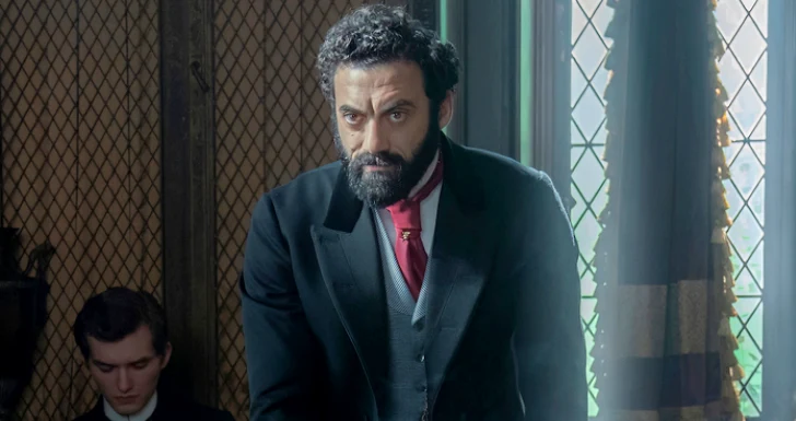 Morgan Spector como George Russell