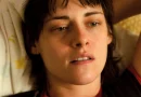 Love Lies Bleeding, com Kristen Stewart, finalmente no streaming português