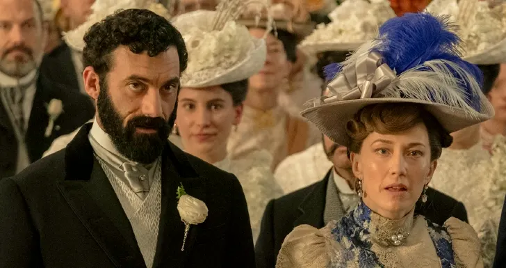 Carrie Coon e Morgan Spector