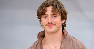 Benson Boone declara-se a Portugal