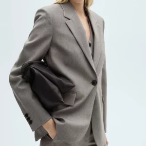 Blazer da Mango.