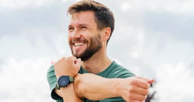 Este popular Smartwatch está com 75% de desconto na Amazon