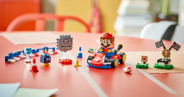 LEGO Mario