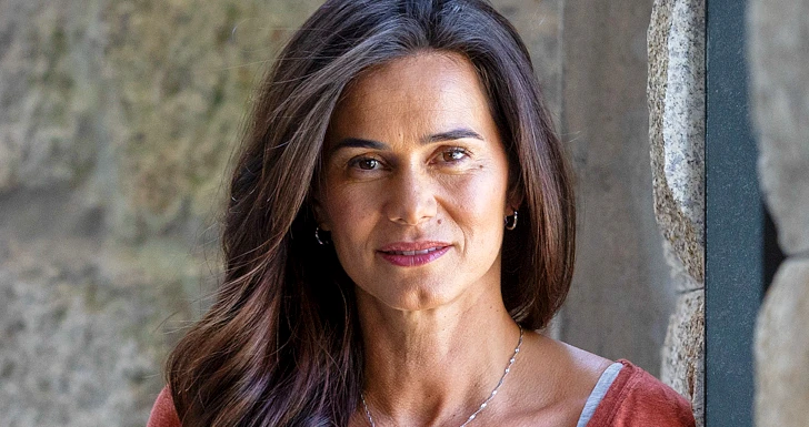 cláudia vieira vitória disney+