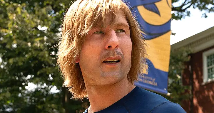 Glen Powell em Chad Powers