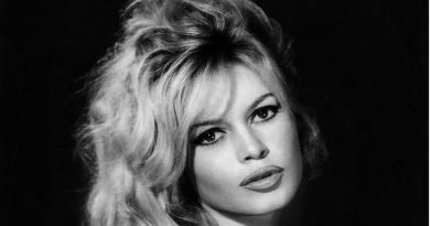 Brigitte Bardot, o Corpo que Mudou o Século Brigitte Bardot, o Corpo que Mudou o Século