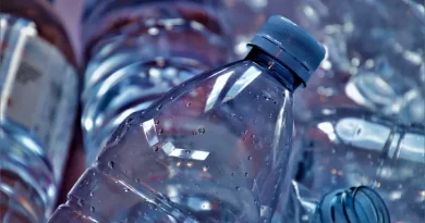 Garrafas e latas vão pagar uma taxa já no próximo ano (mas há reembolso por uma boa causa)