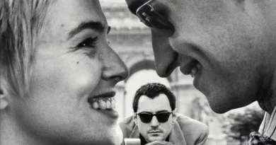 Nouvelle Vague, a Crítica | Richard Linklater numa justa homenagem a Jean-Luc Godard Nouvelle Vague, a Crítica | Richard Linklater numa justa homenagem a Jean-Luc Godard