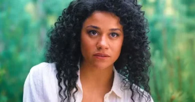 Ariana DeBosa em "Kraven: O Caçador"