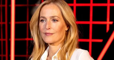 TRON Ares Gillian Anderson