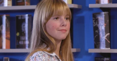 Laura Dutra em "1986"