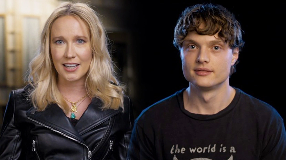 Anna Camp e Asa Germann Gritos 7