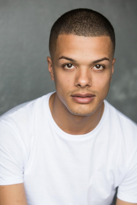 Dylan Brady para A24