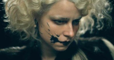 Jessie Buckley em The Bride!