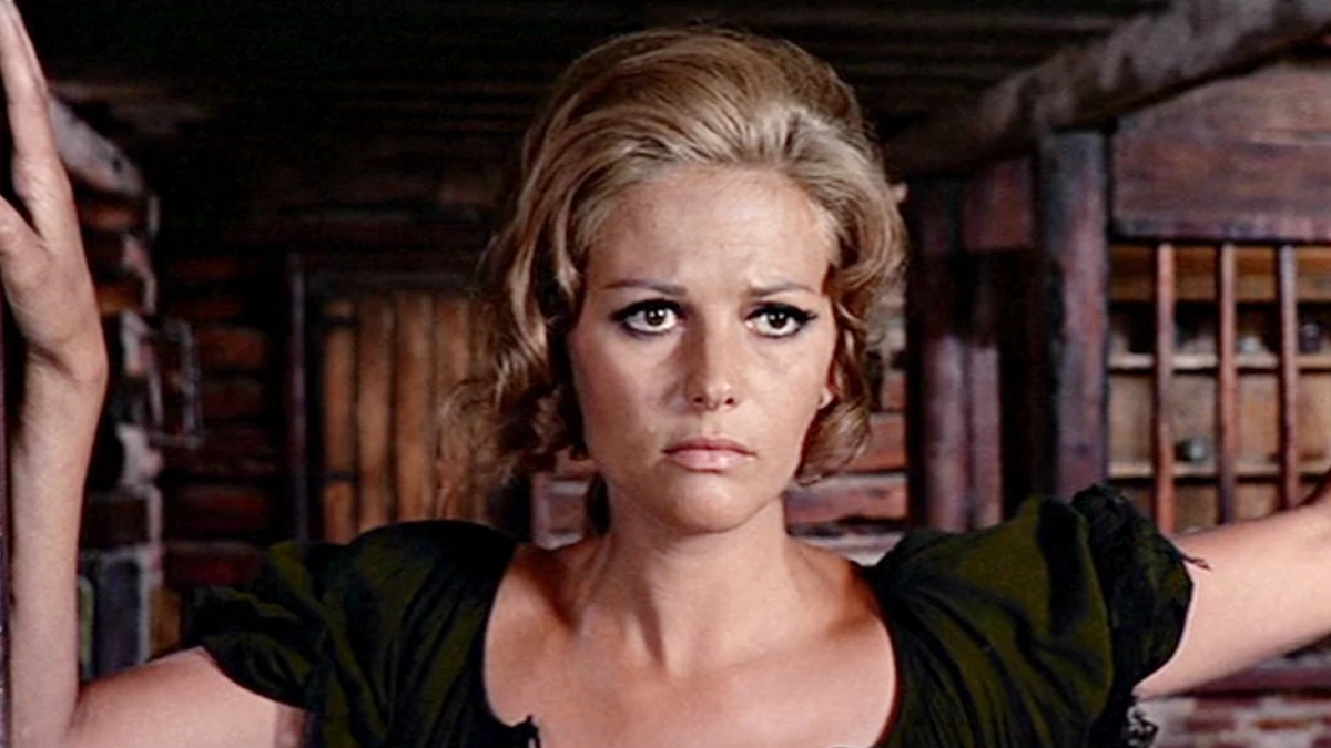 Claudia Cardinale em Aconteceu no Oeste