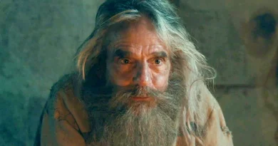 Jeremy Irons protagoniza nova série histórica da RTP2 Jeremy Irons protagoniza nova série histórica da RTP2