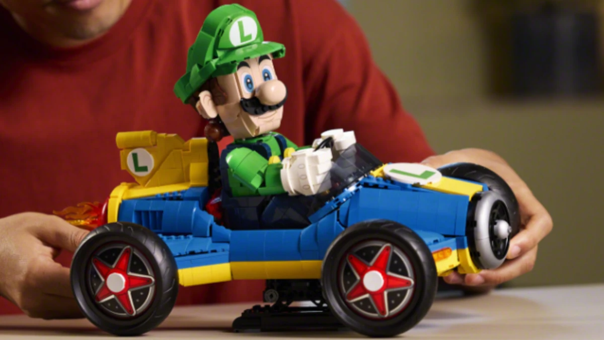 lego luigi