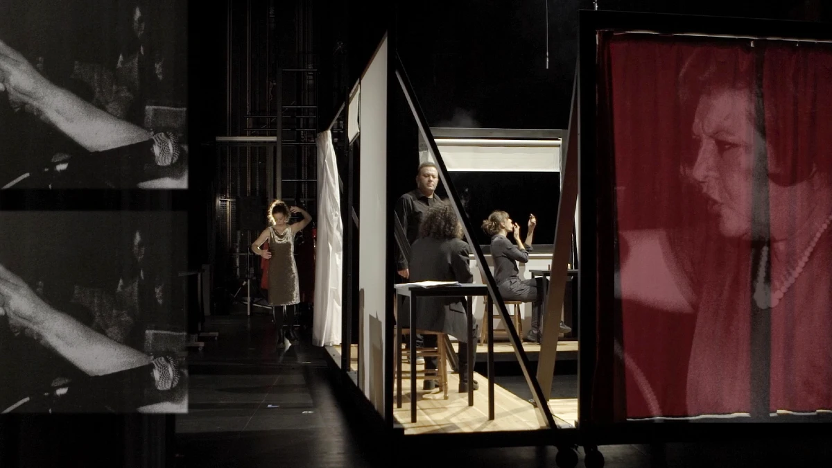 A Mulher que Morreu de Pé