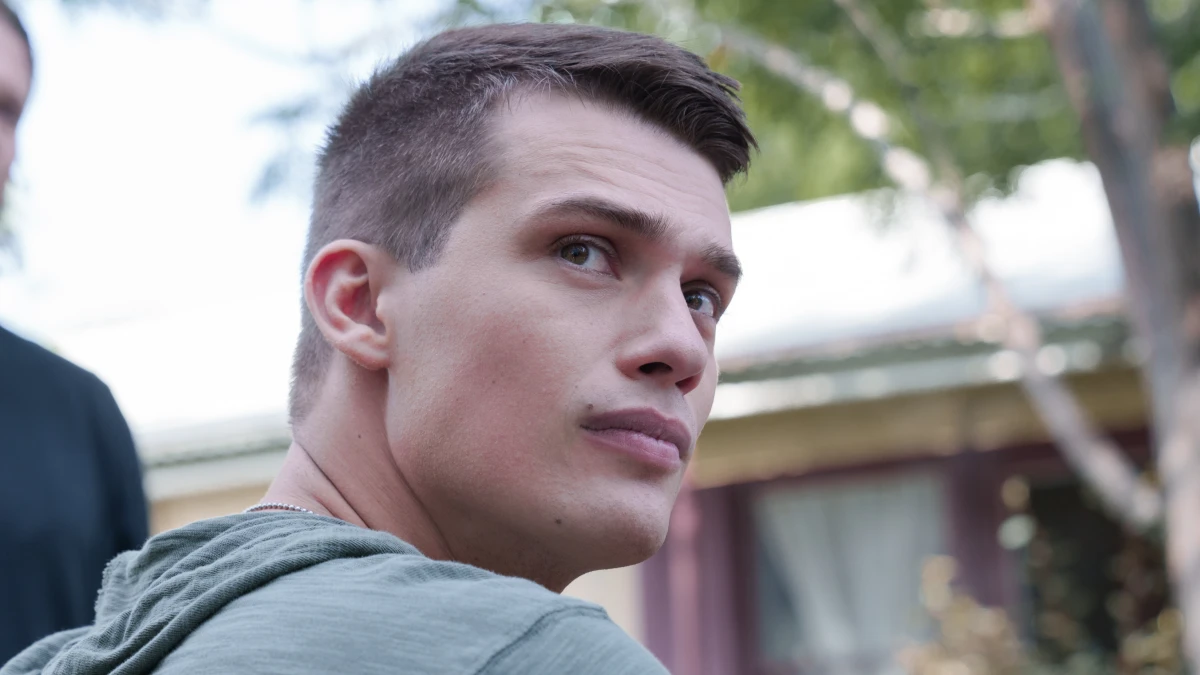 Netflix Purple Hearts