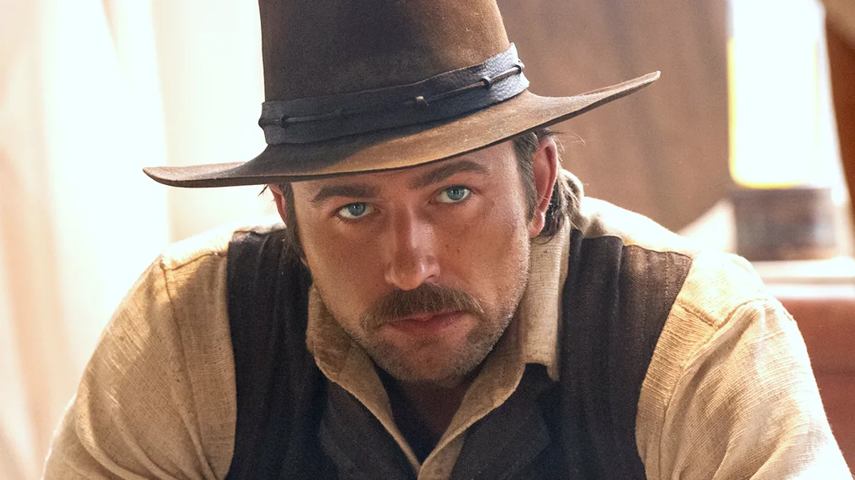 1923 com Brandon Sklenar