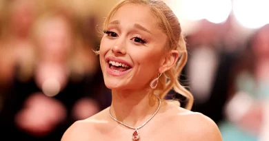 Ariana Grande enfrenta o polígrafo de Robert De Niro no trailer de Focker-In-Law