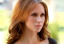 Ghost Whisperer, com Jennifer Love Hewitt, está de regresso na integra à televisão