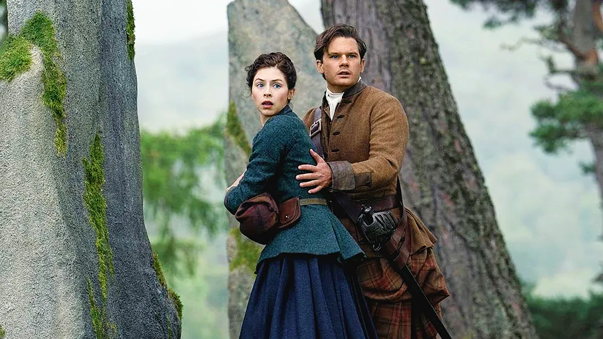 Jeremy Irvine and Hermione Corfield in Outlander: Blood of My Blood (2025)