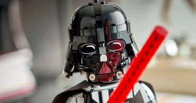 LEGO lança minifigura de Darth Vader em tamanho gigante