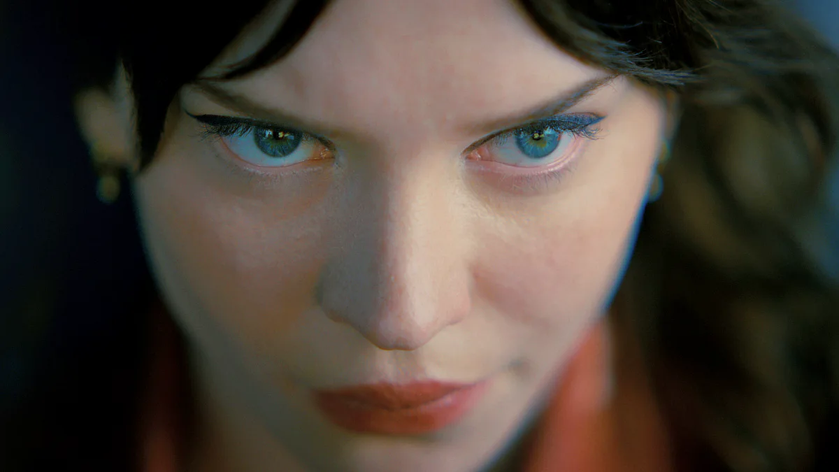 Sophie Thatcher Companion