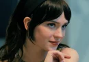 Thriller de Sophie Thatcher com 93% no Rotten Tomatoes estreia esta semana na televisão