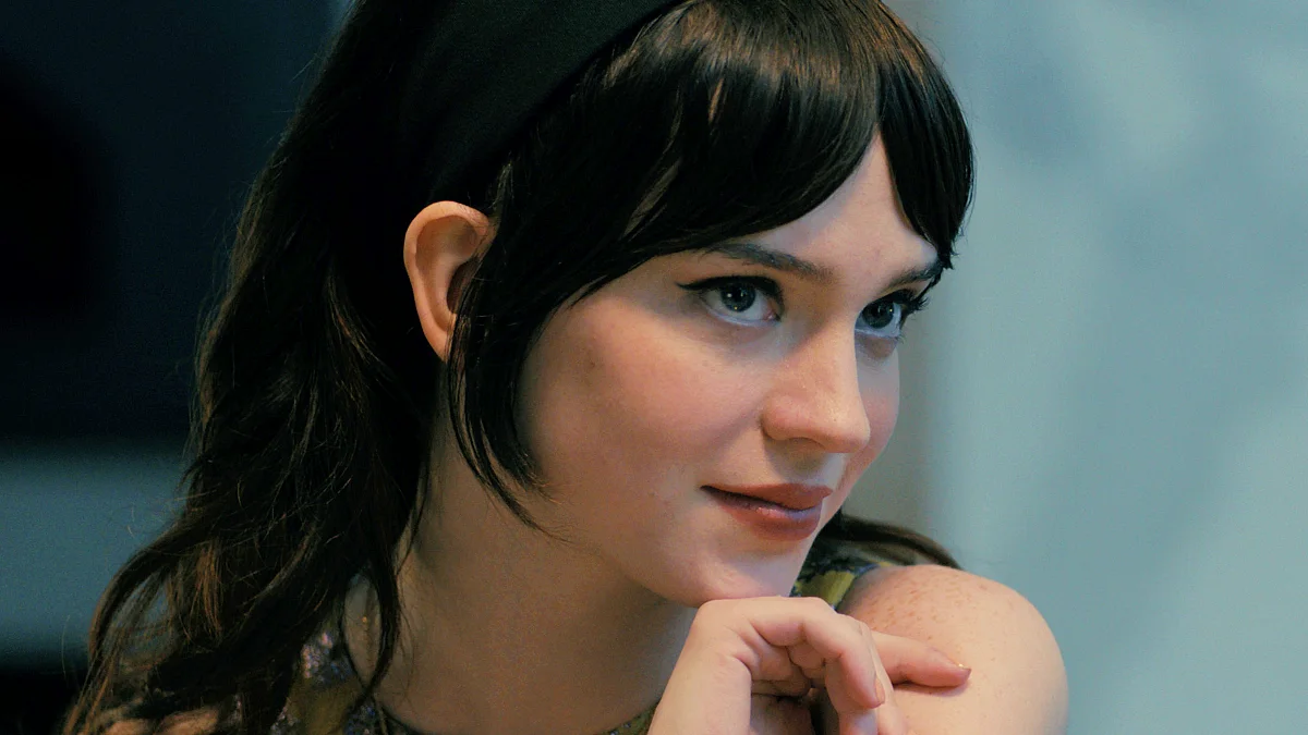 Sophie Thatcher Companion