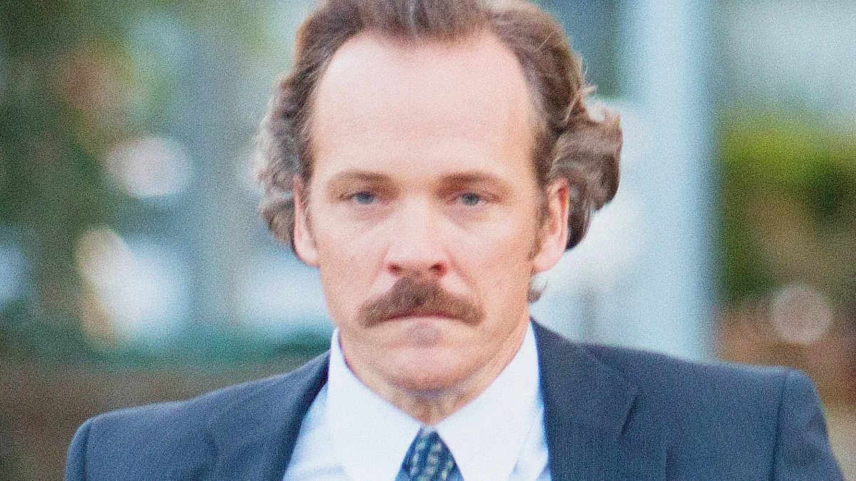 Peter Sarsgaard in Amar Pablo, Odiar Escobar (2017)