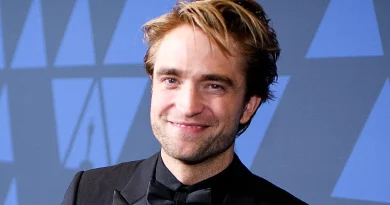Robert Pattinson como nunca o viste nesta estreia na televisão nacional Robert Pattinson como nunca o viste nesta estreia na televisão nacional