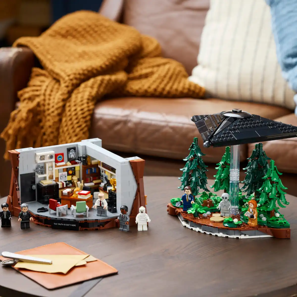 lego x files set