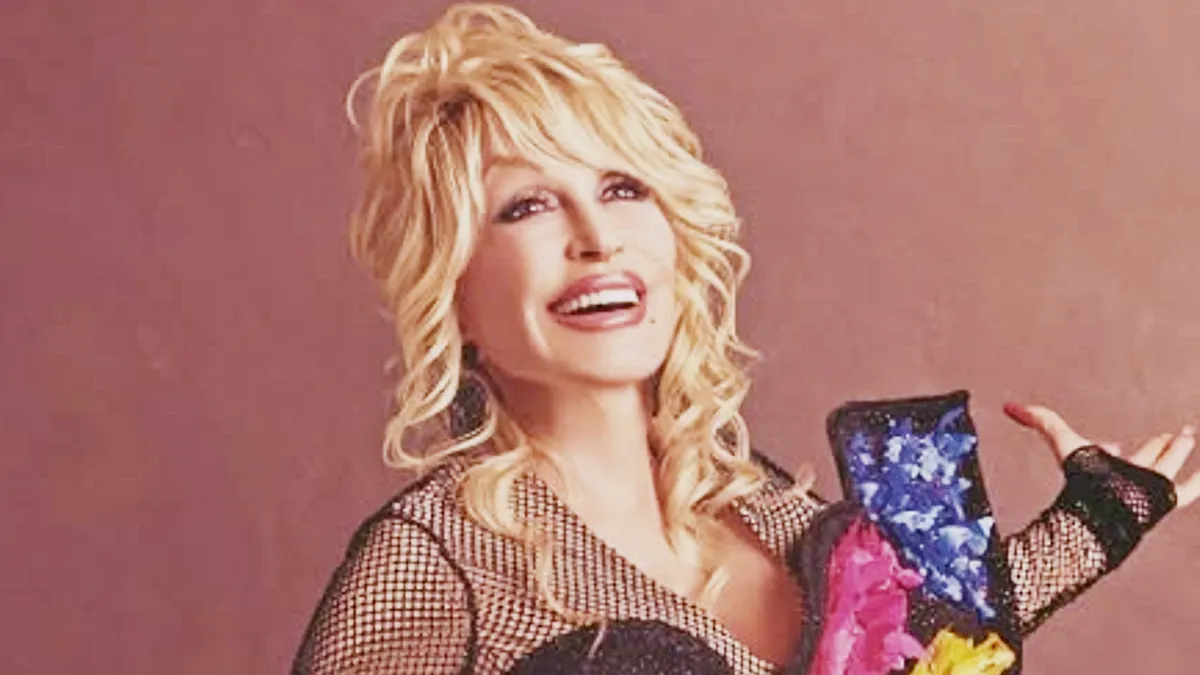 ©Dolly Parton