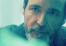 Ator português Hugo Nicolau prepara estreia ao lado de Glenn Close e soma novo filme gravado em Guimarães